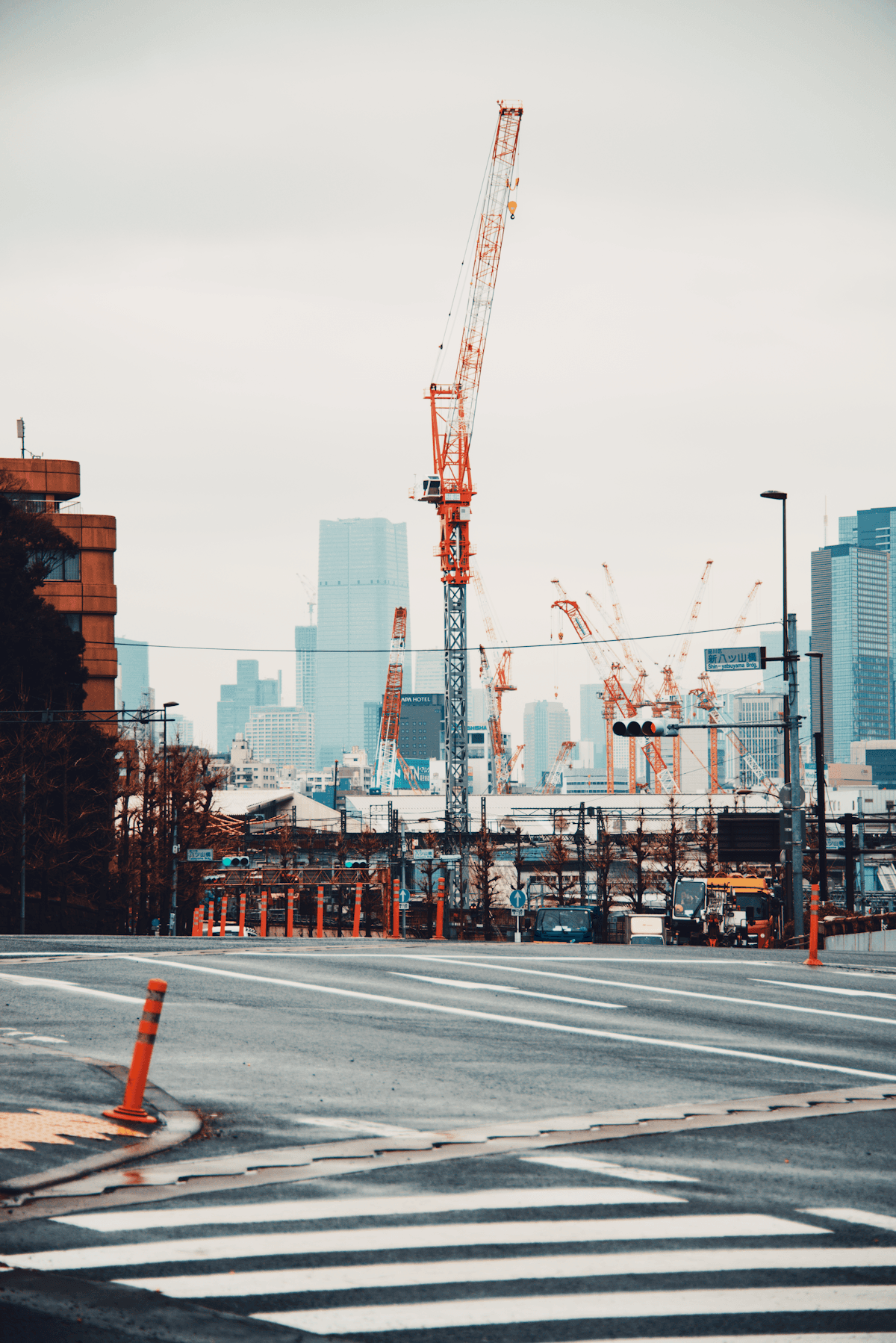 施工現場の全景